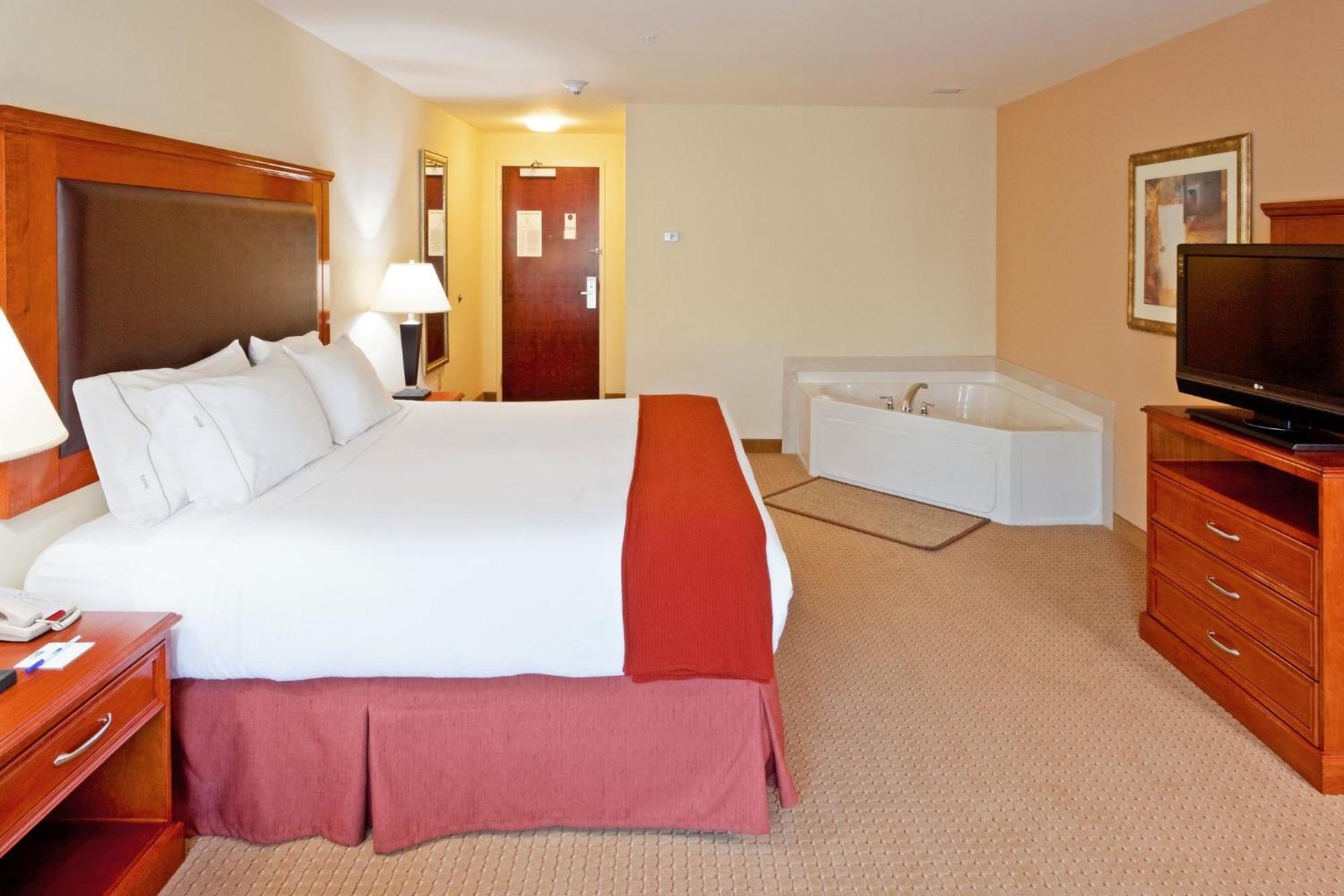 Holiday Inn Express & Suites Albany Airport Area - Latham By Ihg Eksteriør bilde